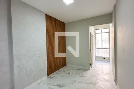 Sala de apartamento para alugar com 2 quartos, 57m² em Leme, Rio de Janeiro