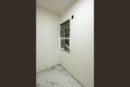 Quarto de apartamento para alugar com 2 quartos, 57m² em Leme, Rio de Janeiro
