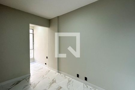 Sala de apartamento para alugar com 2 quartos, 57m² em Leme, Rio de Janeiro