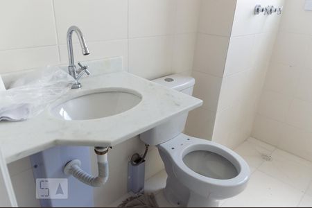 Banheiro de apartamento para alugar com 2 quartos, 70m² em Taboão, São Bernardo do Campo