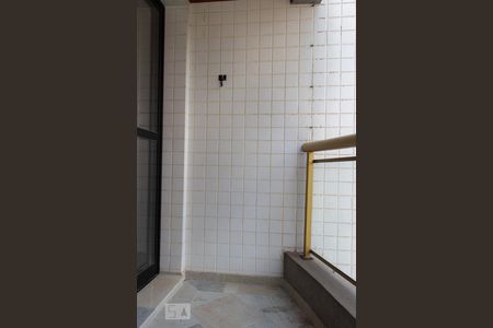 Varanda da sala de apartamento para alugar com 2 quartos, 73m² em Vila Mariana, São Paulo