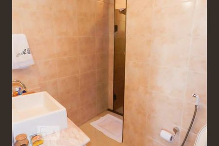 Apartamento à venda com 115m², 3 quartos e 1 vaga Apartamento à venda com 115m², 3 quartos e 1 vagaBanheiro da Suíte