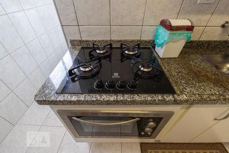 Apartamento à venda com 96m², 2 quartos e sem vaga Apartamento à venda com 96m², 2 quartos e sem vagaCozinha