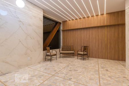 Apartamento à venda com 96m², 2 quartos e sem vaga Apartamento à venda com 96m², 2 quartos e sem vagaÁrea comum - Hall social