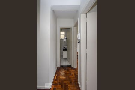 Apartamento à venda com 70m², 3 quartos e sem vagaCorredor