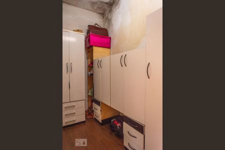 Casa à venda com 450m², 3 quartos e 6 vagasCloset da suíte