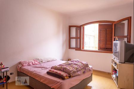 Casa à venda com 450m², 3 quartos e 6 vagasQuarto 2
