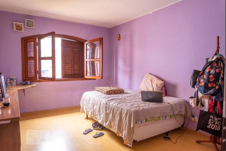 Casa à venda com 450m², 3 quartos e 6 vagasQuarto 3 - Suíte