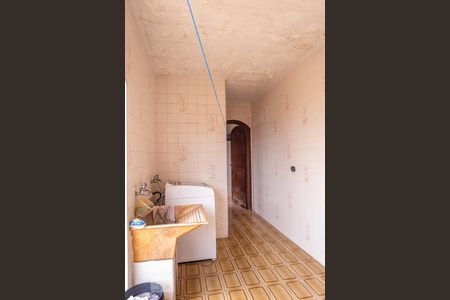 Casa à venda com 450m², 3 quartos e 6 vagasLavanderia