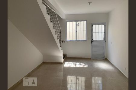 Sala de casa de condomínio para alugar com 2 quartos, 60m² em Copacabana, Belo Horizonte