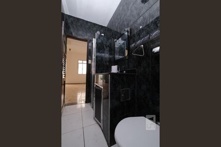 Casa de condomínio à venda com 170m², 3 quartos e sem vagaBanheiro Social 2