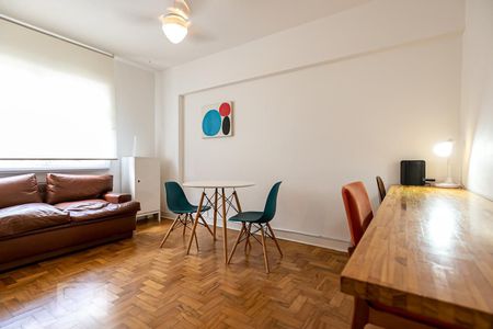 Apartamento à venda com 45m², 1 quarto e sem vagaIluminação 