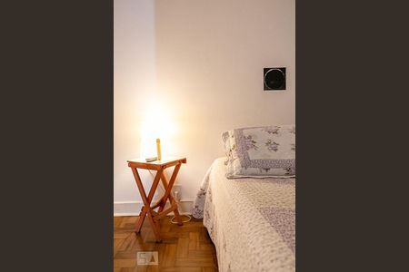 Apartamento à venda com 45m², 1 quarto e sem vagaIluminação 