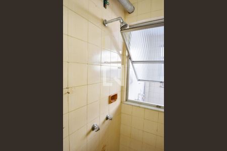 Apartamento à venda com 68m², 2 quartos e 1 vaga Apartamento à venda com 68m², 2 quartos e 1 vagaBanheiro Social