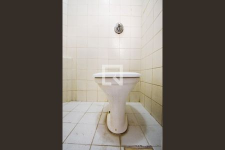 Apartamento à venda com 68m², 2 quartos e 1 vaga Apartamento à venda com 68m², 2 quartos e 1 vagaBanheiro de Serviço