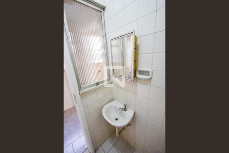 Apartamento à venda com 68m², 2 quartos e 1 vaga Apartamento à venda com 68m², 2 quartos e 1 vagaBanheiro de Serviço