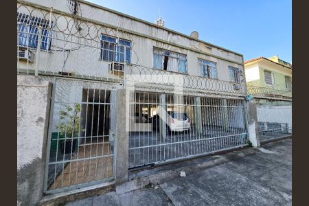 Apartamento à venda com 68m², 2 quartos e 1 vaga Apartamento à venda com 68m², 2 quartos e 1 vagaFachada
