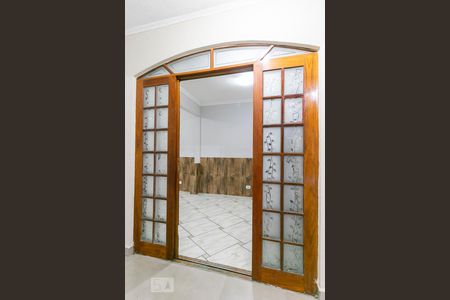 Casa à venda com 130m², 3 quartos e 2 vagasEntrada