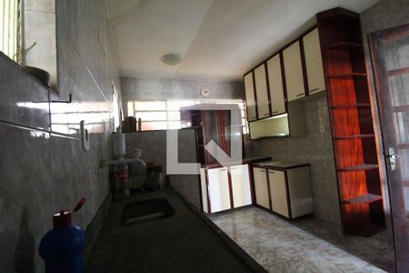 Casa de condomínio à venda com 215m², 3 quartos e 4 vagasCozinha