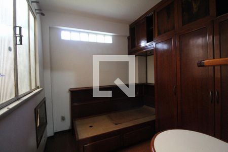 Casa de condomínio à venda com 215m², 3 quartos e 4 vagasQuarto 3