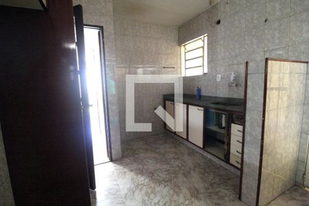 Casa de condomínio à venda com 215m², 3 quartos e 4 vagasCozinha