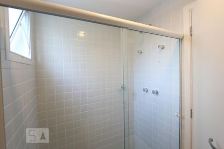 Apartamento para alugar com 140m², 3 quartos e 2 vagassuite 3