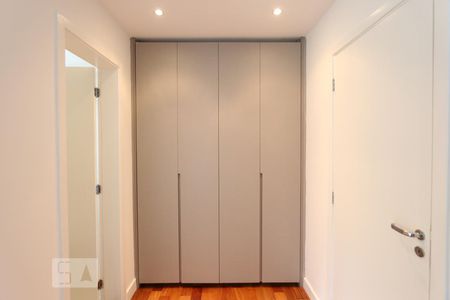 Apartamento para alugar com 140m², 3 quartos e 2 vagassuite 3