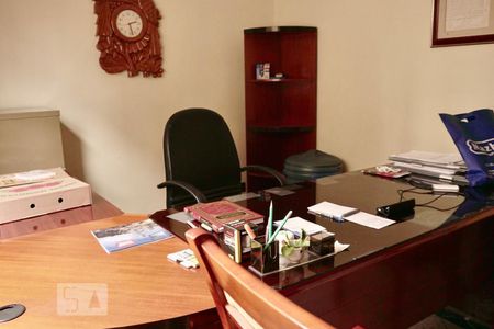 Casa à venda com 550m², 4 quartos e 7 vagasEscritório