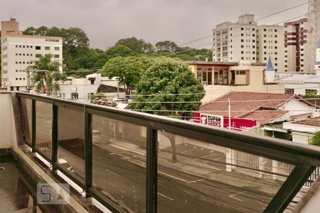 Casa à venda com 550m², 4 quartos e 7 vagasVaranda Sala de TV 2