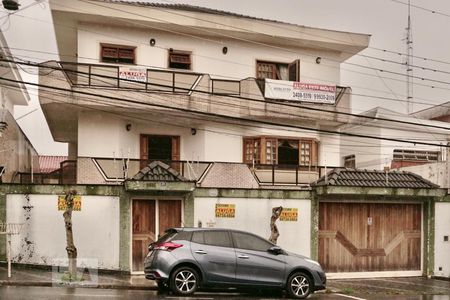 Casa à venda com 550m², 4 quartos e 7 vagasFachada