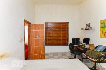 Quarto 1 de casa para alugar com 3 quartos, 100m² em São Cristóvão, Rio de Janeiro