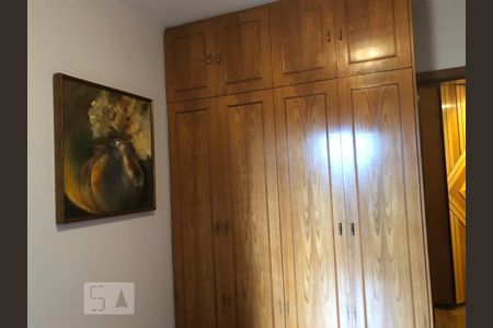 Apartamento à venda com 330m², 4 quartos e 4 vagas Apartamento à venda com 330m², 4 quartos e 4 vagasQuarto - Armários