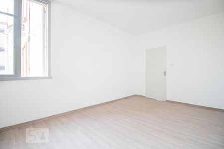 Dormitório 1 de apartamento para alugar com 2 quartos, 72m² em Jardim Floresta, Porto Alegre