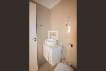 Apartamento à venda com 76m², 2 quartos e 1 vaga Apartamento à venda com 76m², 2 quartos e 1 vagaBanheiro
