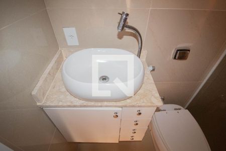 Apartamento à venda com 76m², 2 quartos e 1 vaga Apartamento à venda com 76m², 2 quartos e 1 vagaBanheiro