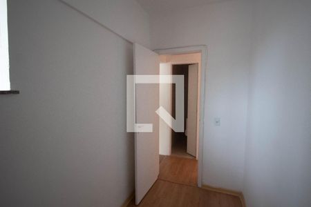 Apartamento à venda com 76m², 2 quartos e 1 vaga Apartamento à venda com 76m², 2 quartos e 1 vagaQuarto de Serviço