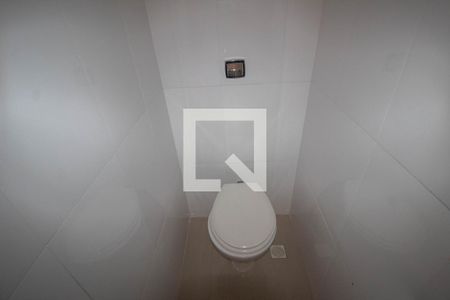 Apartamento à venda com 76m², 2 quartos e 1 vaga Apartamento à venda com 76m², 2 quartos e 1 vagaLavabo
