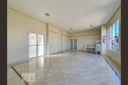 Apartamento à venda com 70m², 2 quartos e 1 vaga Apartamento à venda com 70m², 2 quartos e 1 vagaSalão de festas
