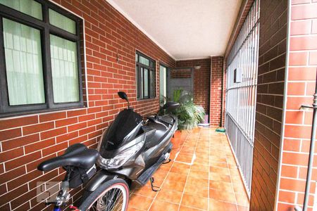 Casa à venda com 180m², 3 quartos e 1 vaga