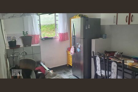 Apartamento à venda com 59m², 2 quartos e 1 vaga Apartamento à venda com 59m², 2 quartos e 1 vagaCozinha e Área de Serviço
