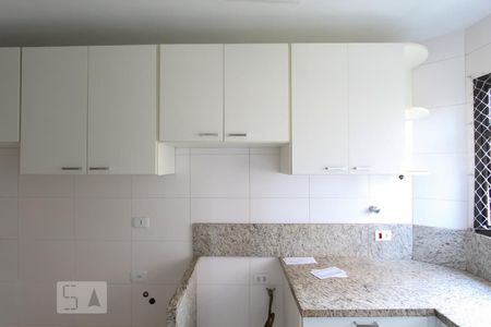 Apartamento à venda com 90m², 3 quartos e 2 vagas Apartamento à venda com 90m², 3 quartos e 2 vagasCozinha