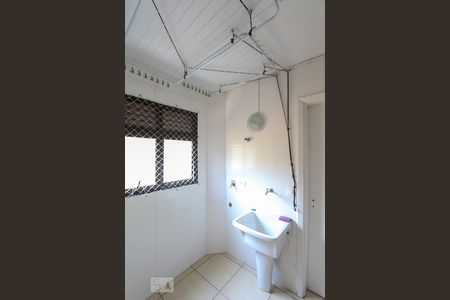 Apartamento à venda com 90m², 3 quartos e 2 vagas Apartamento à venda com 90m², 3 quartos e 2 vagasÁrea de serviço