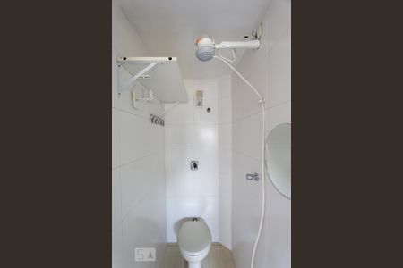 Apartamento à venda com 90m², 3 quartos e 2 vagas Apartamento à venda com 90m², 3 quartos e 2 vagasBanheiro de serviço