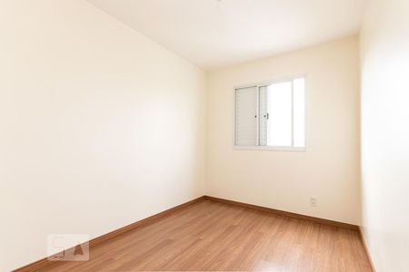 Quarto 1 de apartamento para alugar com 2 quartos, 54m² em Vila Taquari, São Paulo