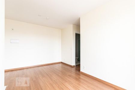 Sala  de apartamento para alugar com 2 quartos, 54m² em Vila Taquari, São Paulo