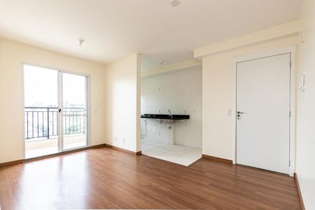 Sala  de apartamento para alugar com 2 quartos, 54m² em Vila Taquari, São Paulo
