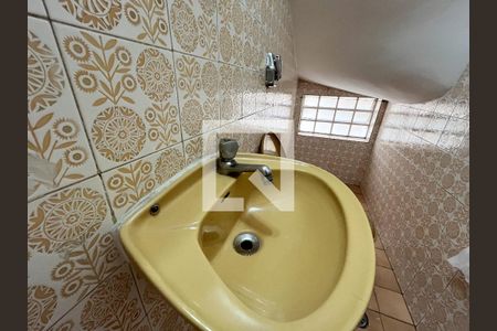 Lavabo de casa para alugar com 5 quartos, 210m² em Planalto Paulista, São Paulo