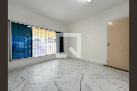 Sala de casa para alugar com 5 quartos, 210m² em Planalto Paulista, São Paulo