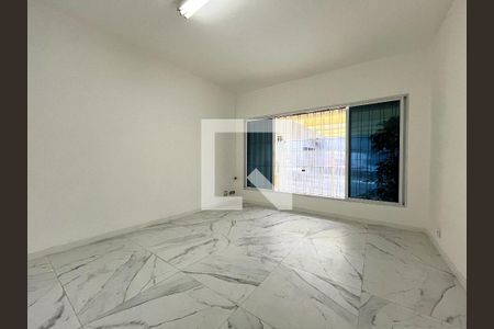 Sala de casa para alugar com 5 quartos, 210m² em Planalto Paulista, São Paulo