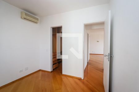 Suite de apartamento para alugar com 2 quartos, 79m² em Vila Andrade, São Paulo